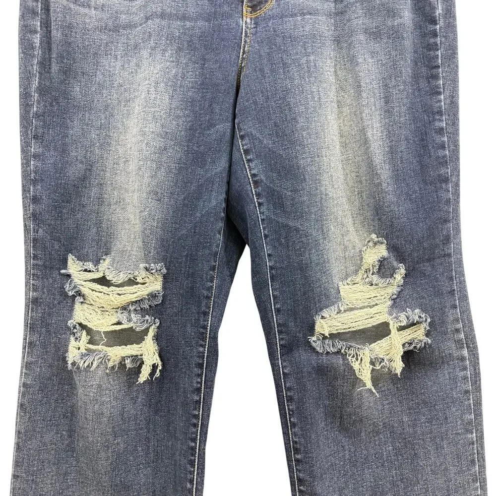 Judy Blue High Rise Straight Fit Distressed Jeans 18W Fray Hem Stretch Denim